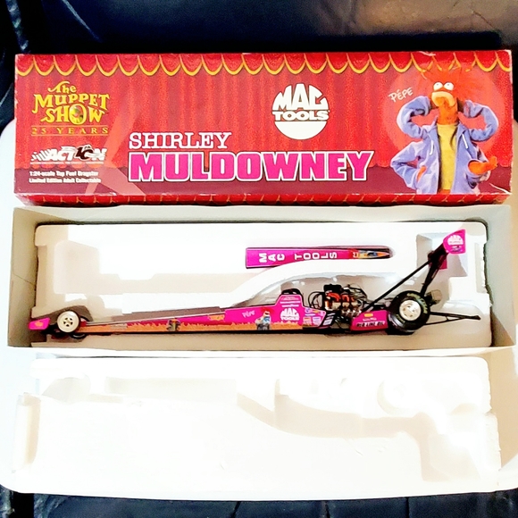 SHIRLEY MULDOWNEY 1/24 DIECAST EXACT SCALE NHRA DRAGSTER. MUPPETS 25TH ANVSRY - Picture 6 of 16
